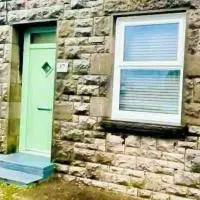 Quaint cottage close to Marina, ξενοδοχείο σε Pembrokeshire