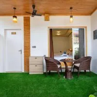 Tropico villa, готель у місті Укулхгас
