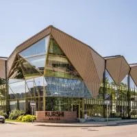 Kurshi Hotel & Spa, хотел в Юрмала