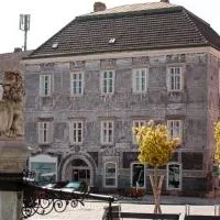Stadthotel Retz - sgrafit hotel - Self Check-In, hotel u gradu 'Retz'