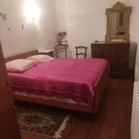 Maison de village、Les Cammazesのホテル