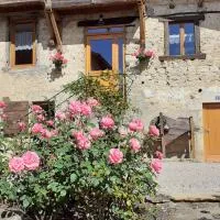 Ô JOLi BUGEY, hotel u gradu Saint-Rambert-en-Bugey