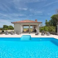 Beautiful New Villa ''Didov san''、Smrdeljeにあるザダル空港 - ZADの周辺ホテル