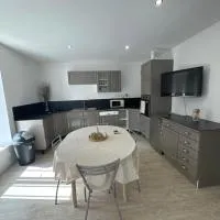 Appartement T3, hotel v destinácii Marseillette