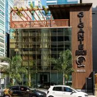 Hotel Gigante Beach Itapema، فندق في ايتابيما