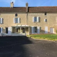 Maison à la campagne, hotel u gradu Rots