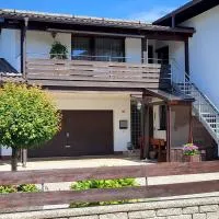 Ferienwohnung Neubauer, hotel din Eggstätt