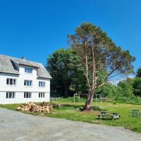 Sommerhus med 4 soverom og sjøutsikt, hotel poblíž Letiště Haugesund, Karmoy - HAU, Hinderåker