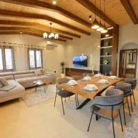 White Pearl Villa, hotel di Shirokë