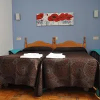 Hostal La Tablada, hotel Navalenóban