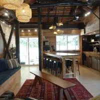 ケーブキャビン シービュー BBQ ピザ サウナ ホットタブ - Cave Cabin Chiba Seaview BBQ Pizza Sauna Hot-tub, viešbutis mieste Kobama