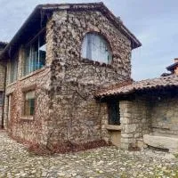 Maison di Sarah, hotel v destinaci Buschi