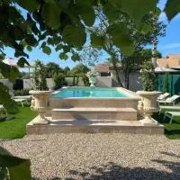 Clos d'Antonia, Gîte près de Saint Emilion, hotel u gradu Mérignas