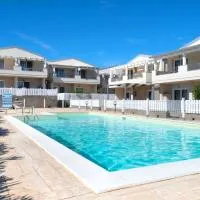 Domo14-Villetta con Piscina, Giardino e Parcheggio, hotel en Viddalba