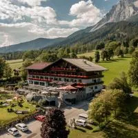 Hotel Berghof, hotell sihtkohas Ramsau am Dachstein