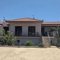 Corinthian Family Home, hotell sihtkohas Isthmia