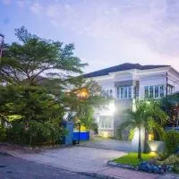 Aja में, होटल LEKKI SECRET MANSION 'n' SWIMMING POOl