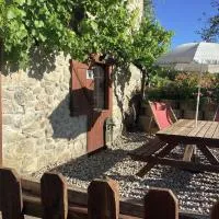 Gîte Le Tilleul à Tallard، فندق في Fouillouse