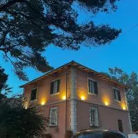 Allulivus, hotel v mestu Montenero