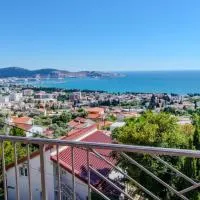 Mira Sea View, готель у місті Шушань