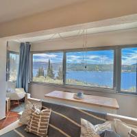 Iris Sunset View Home: Sisam, İzmir Adnan Menderes Havaalanı yakınında bir otel