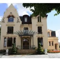 Le MANOIR DE LA MANTILLE - PLUMETIS, hotel en Caudry