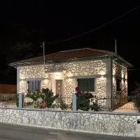 Tatiana's House, hotell i Perama