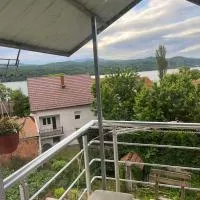 Vila Divna, hotel u gradu Tekija