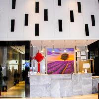 Lavande Hotels·Lasa Railway Station, hotel poblíž Lhasa Gonggar Airport - LXA, Lhasa