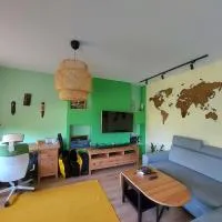 W pełni wyposażone mieszkanie Łódź, WIFI, parking, balkon, hotel em Lódź