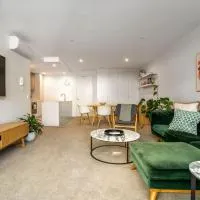Modish Apartment near Parliamentary Triangle - Hosted by CanStay โรงแรมในKingston 