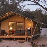 the YellowBoxWood Heathcote - Echidna Ridge and Emu Valley Tents x 2, hôtel à Heathcote