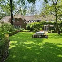 Hoeve bij Vosselen, hotel em Asten