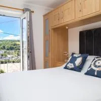Golwgfor (Sea View) by Aberporth Beach Holidays, hotel din Aberporth