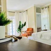 Falcon IslandView - Airport Pickup Available - 24Security, hotel em Montego Bay