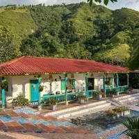 Biohabitat Entre Montañas, hotel i Gigante