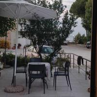 Tsampikas House, hotel v destinaci Faliraki