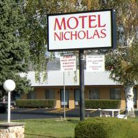 Motel Nicholas, hotel in Omak