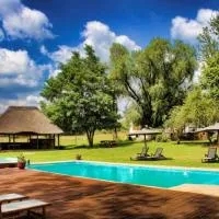 Savannah Game Lodge, Wedding Venue and River Retreat、パリスのホテル