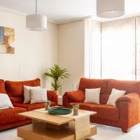 Apartamento en Badames con piscina comunitario, hotel en Bádames