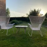 The Conservatory, a cosy holiday home located central between Gent Antwerpen & Brussel, hotel in Lokeren