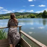 Camping de Matour - ONLYCAMP, hotel Matour városában