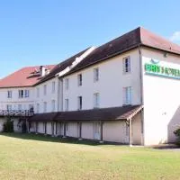 Brit Hotel Confort - La Tour Blanche – hotel w mieście Saint-Yrieix-la-Perche