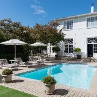 Stellenbosch में, होटल River Manor Boutique Hotel by The Living Journey Collection
