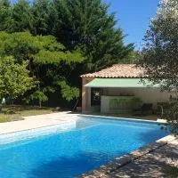 location saisonnière, hotel din Pierrevert