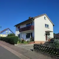 Ferienhaus Magnolie, hotelli kohteessa Eschwege