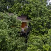Crystal Kuruva Nature Resort & Spa, ξενοδοχείο σε Wayanad
