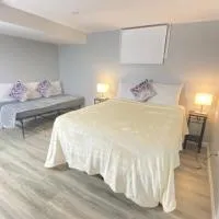 Bancroft VIBES l Sleep 7 l BBQ I FIRE PIT, Hotel in Bancroft