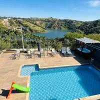 Chácara Gama em condomínio Igarata-SP - Jacuzzi com hidromassagem, piscina e sauna، فندق في إيغاراتا