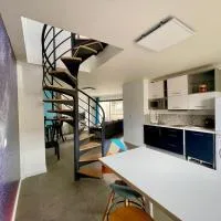 Bessan 2 Ch 5 personnes wifi parking calme: Bessan şehrinde bir otel